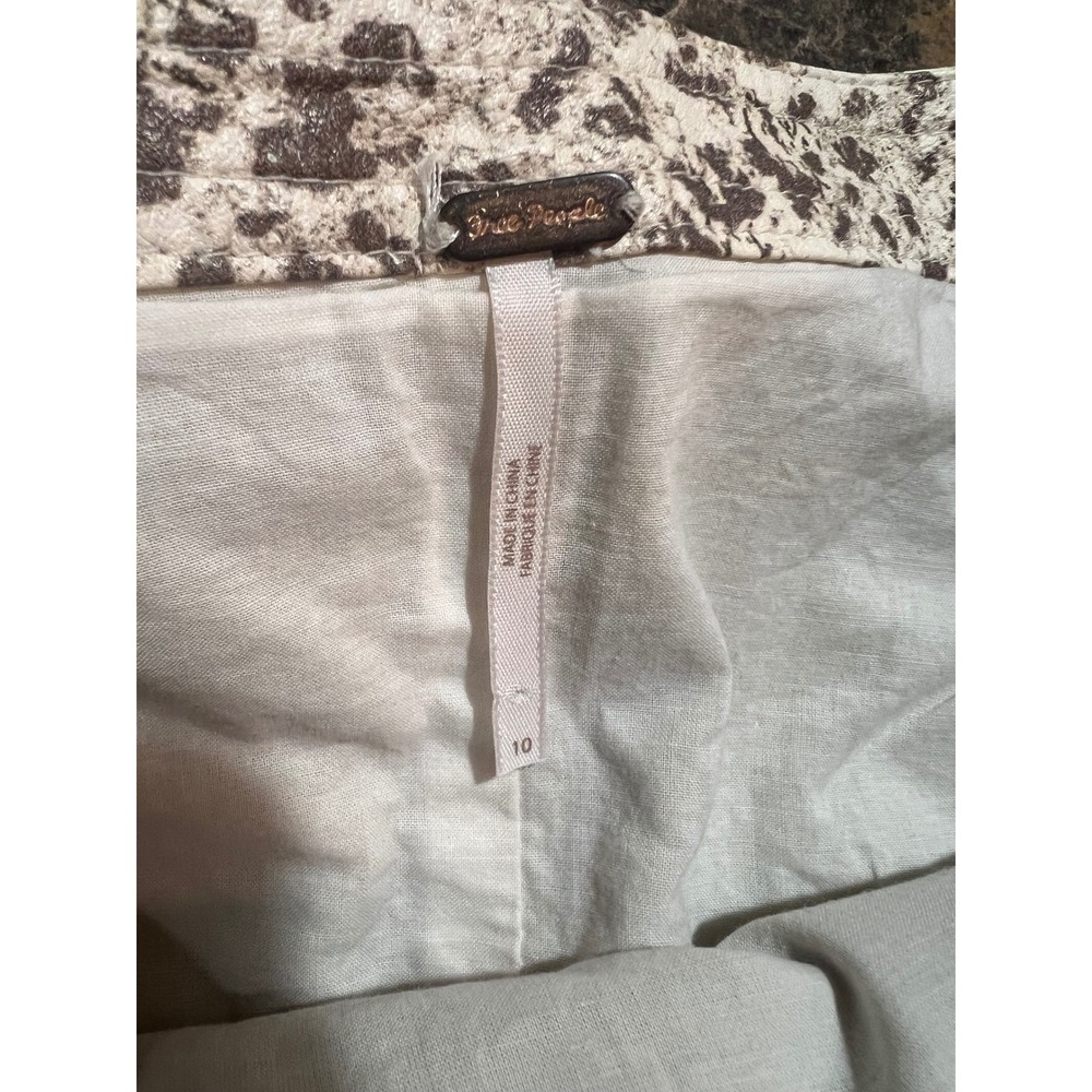 Free People Fake Out Leopard Animal Print Faux Leather Front Mini Skirt 10 Tan - Picture 9 of 12